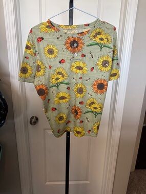 Sunflower Print Short Sleeve Pajama Top - Yellow/Green